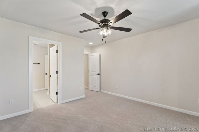 31411 E Two Socks Drive, Broken Arrow, OK 74014