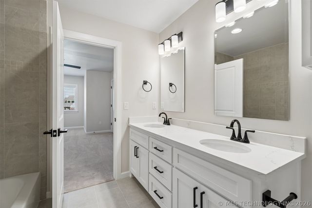 31411 E Two Socks Drive, Broken Arrow, OK 74014
