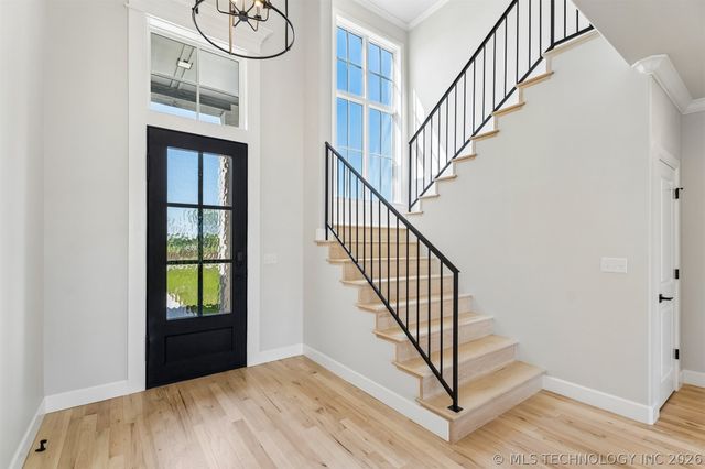 31411 E Two Socks Drive, Broken Arrow, OK 74014