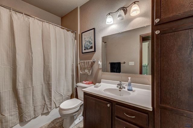 764 RADIAL LN, Box Elder, SD 57719