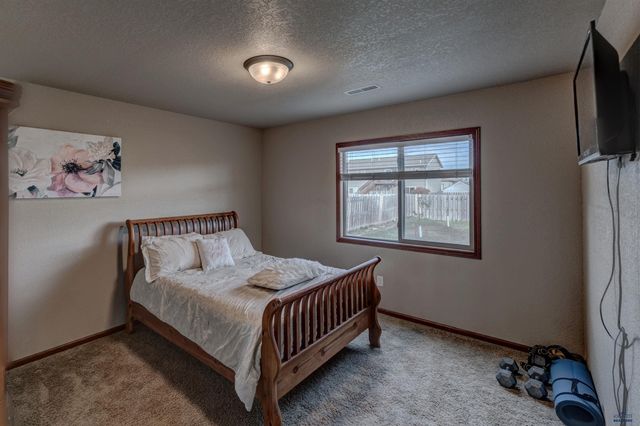 764 RADIAL LN, Box Elder, SD 57719
