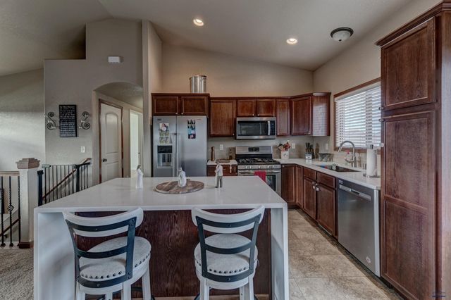 764 RADIAL LN, Box Elder, SD 57719