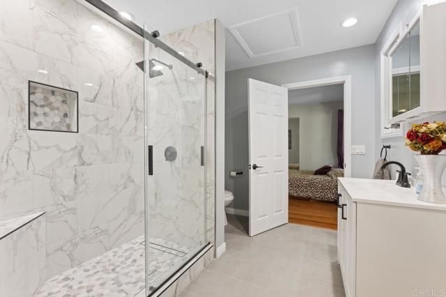 10880 Hess Drive, La Mesa, CA 91941