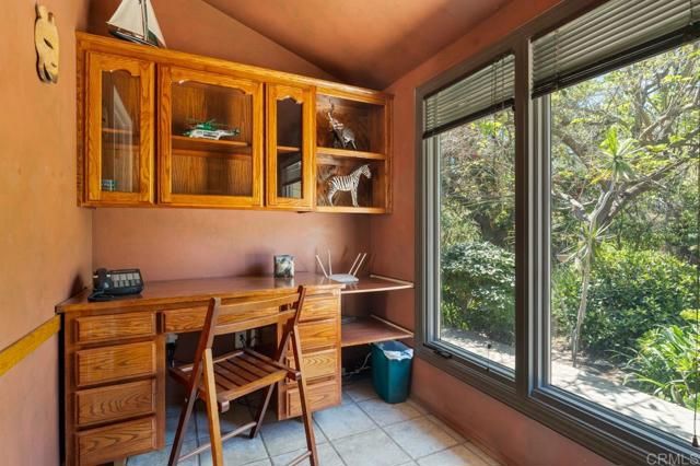 10880 Hess Drive, La Mesa, CA 91941