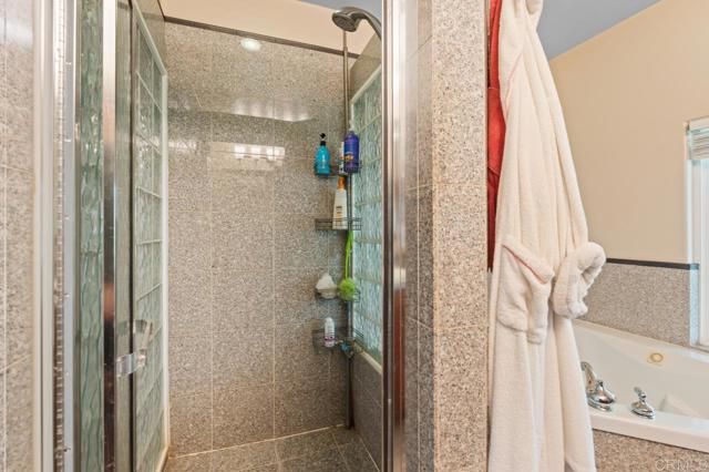 10880 Hess Drive, La Mesa, CA 91941