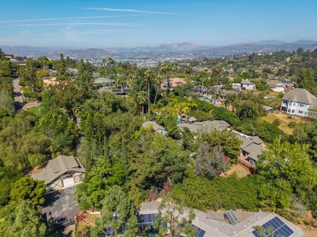 10880 Hess Drive, La Mesa, CA 91941