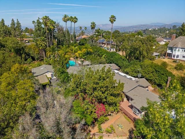 10880 Hess Drive, La Mesa, CA 91941