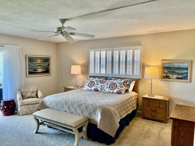 145 Atlantis Boulevard Ph4, Atlantis, FL 33462