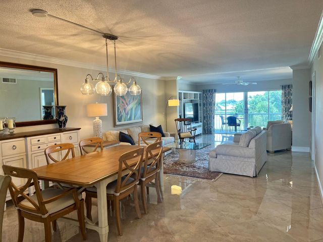 145 Atlantis Boulevard Ph4, Atlantis, FL 33462