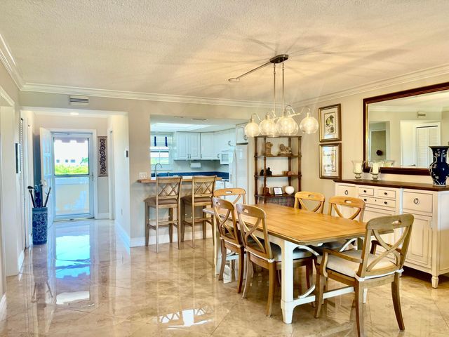 145 Atlantis Boulevard Ph4, Atlantis, FL 33462