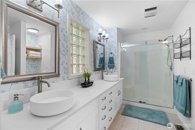 100 NE Alta Vista Drive, Belfair, WA 98528