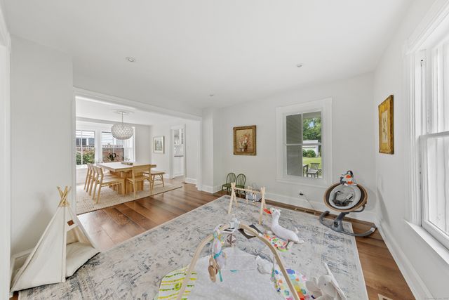 25 Raymond Street, Darien, CT 06820