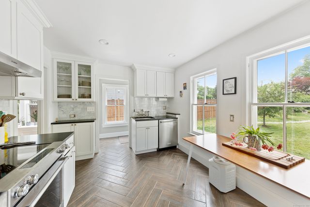 25 Raymond Street, Darien, CT 06820