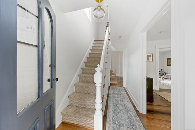 25 Raymond Street, Darien, CT 06820