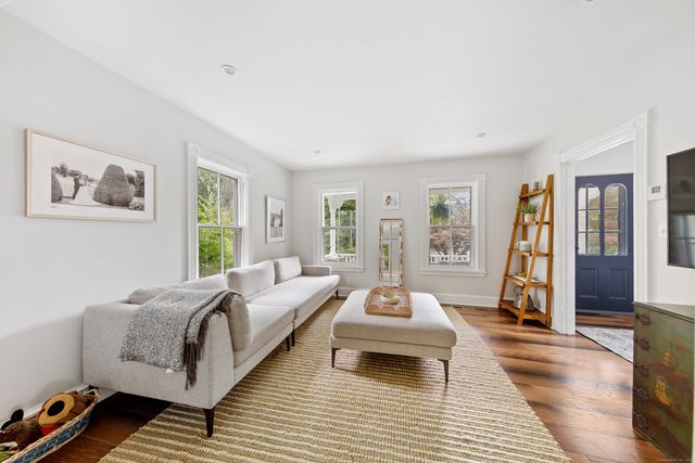 25 Raymond Street, Darien, CT 06820