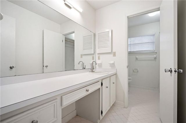 1586 Regency Drive, Mobile, AL 36693