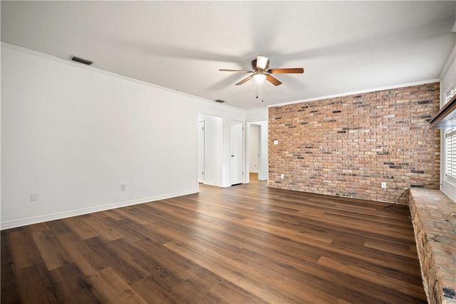 1586 Regency Drive, Mobile, AL 36693