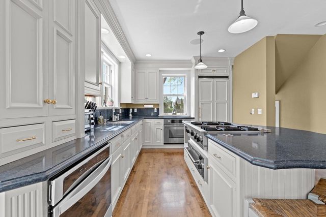 428 9TH STREET, Neenah, WI 54956