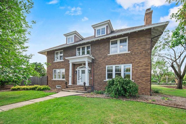 428 9TH STREET, Neenah, WI 54956