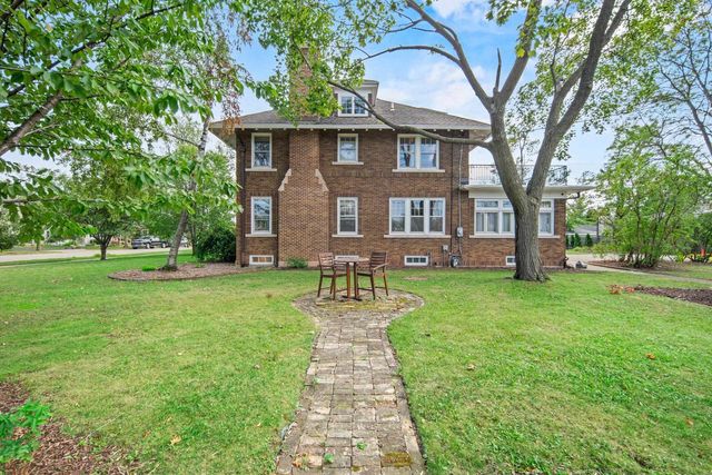 428 9TH STREET, Neenah, WI 54956