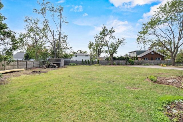 428 9TH STREET, Neenah, WI 54956
