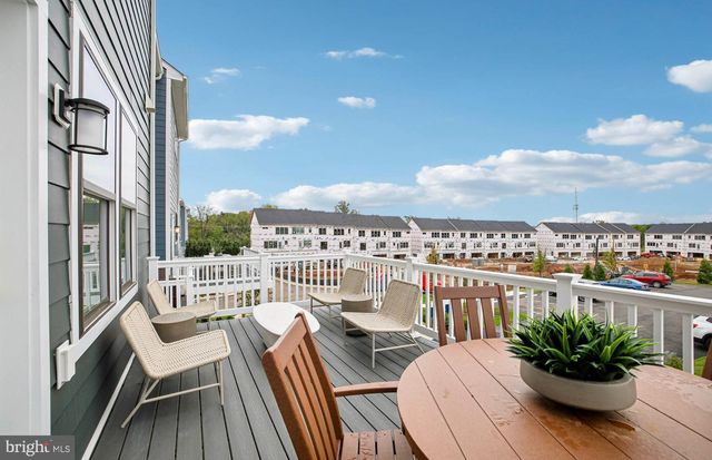 42629 BLACK ANGUS DR, Ashburn, VA 20148