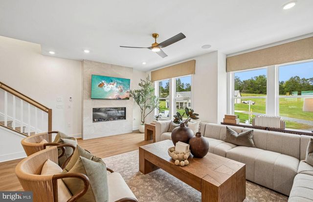 42629 BLACK ANGUS DR, Ashburn, VA 20148