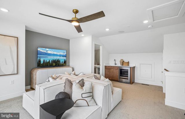 42629 BLACK ANGUS DR, Ashburn, VA 20148