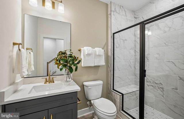 42629 BLACK ANGUS DR, Ashburn, VA 20148