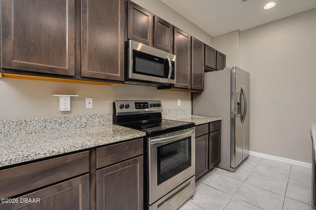 1637 Pham Drive, Port Orange, FL 32129