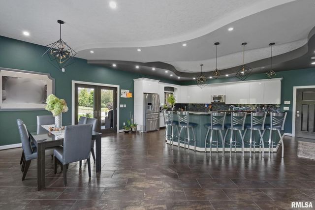 9901 US HWY 6, Geneseo, IL 61254