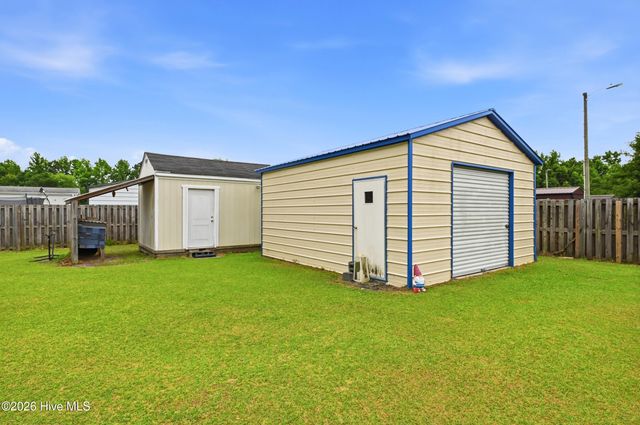 44 Pretty Branch Lane, Riegelwood, NC 28456