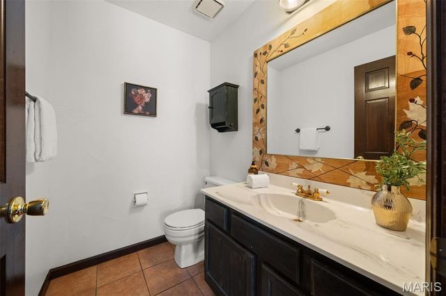 1328 Forest Creek Drive 1, St Peters, MO 63303