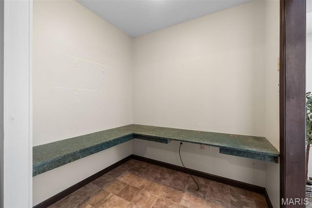 1328 Forest Creek Drive 1, St Peters, MO 63303