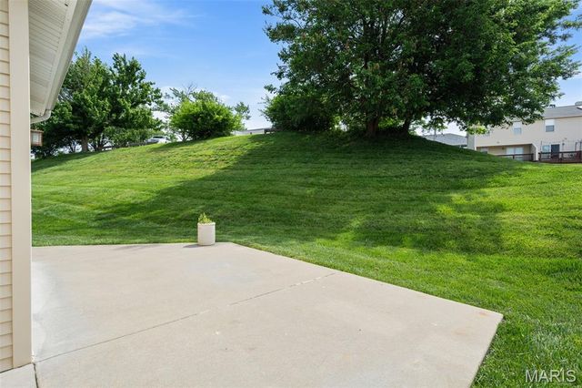 1328 Forest Creek Drive 1, St Peters, MO 63303