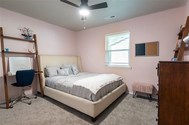 2225 N Mockingbird Lane, Fayetteville, AR 72703