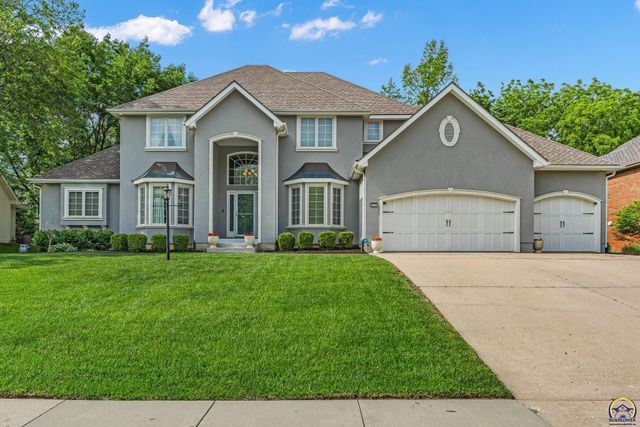 5737 SW Clarion LN, Topeka, KS 66610
