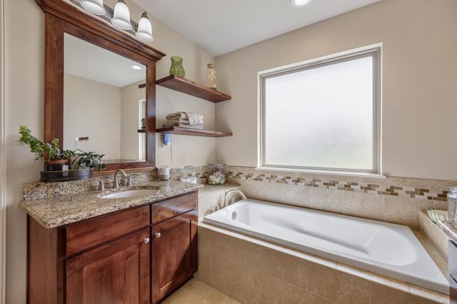565 County Road 182 E, Overton, TX 75684