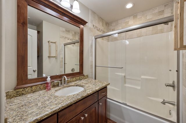 565 County Road 182 E, Overton, TX 75684