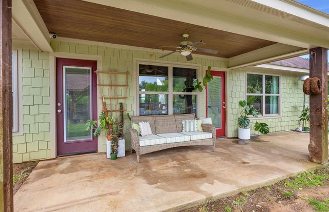 565 County Road 182 E, Overton, TX 75684