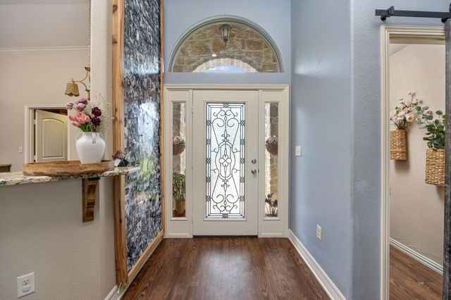 565 County Road 182 E, Overton, TX 75684