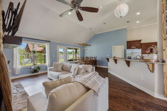 565 County Road 182 E, Overton, TX 75684