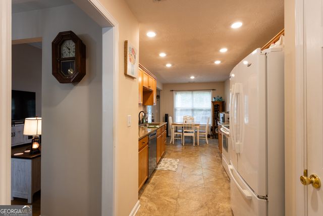 325 Clearbrook Drive, Covington, GA 30016
