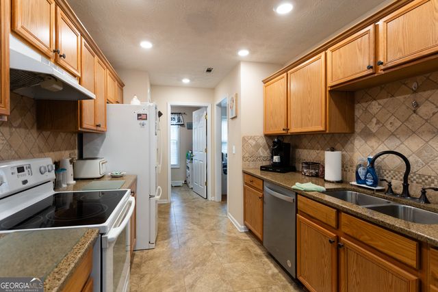 325 Clearbrook Drive, Covington, GA 30016
