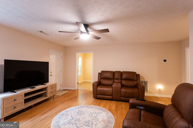 325 Clearbrook Drive, Covington, GA 30016