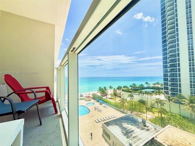 19201 Collins Avenue 606, Sunny Isles Beach, FL 33160