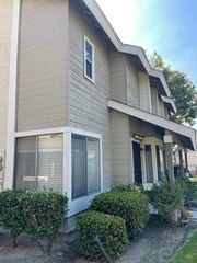 7483 Tooma B, San Diego, CA 92139