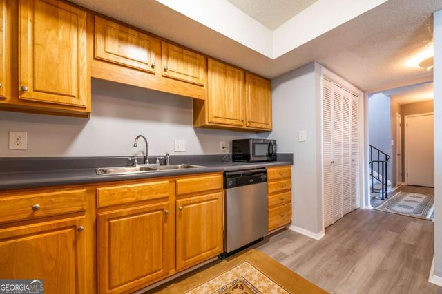 3301 Henderson Mill Road X4, Atlanta, GA 30341