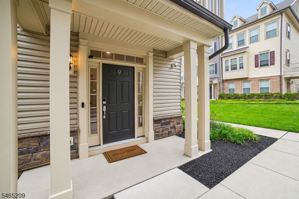 9 Haralson Ct, Livingston Twp., NJ 07039 — photo 3