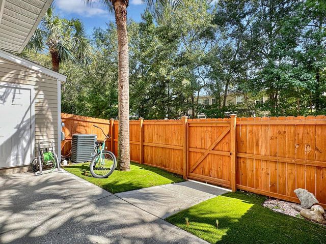 1005 Island View Court, Charleston, SC 29492
